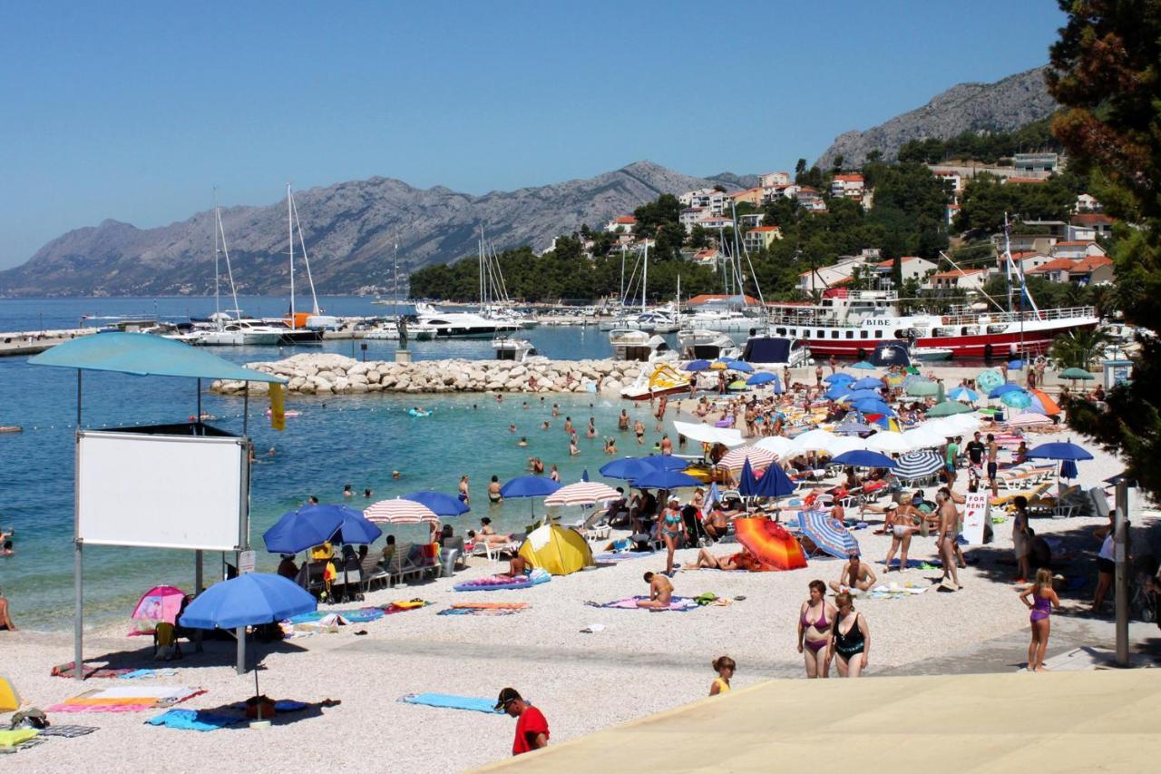 Family Friendly Apartments With A Swimming Pool Baska Voda, Makarska - 12442 Exteriér fotografie