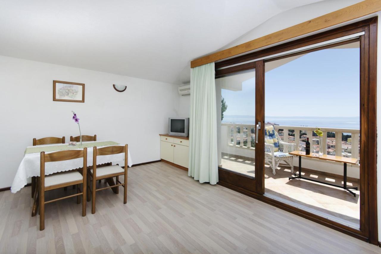 Family Friendly Apartments With A Swimming Pool Baska Voda, Makarska - 12442 Exteriér fotografie