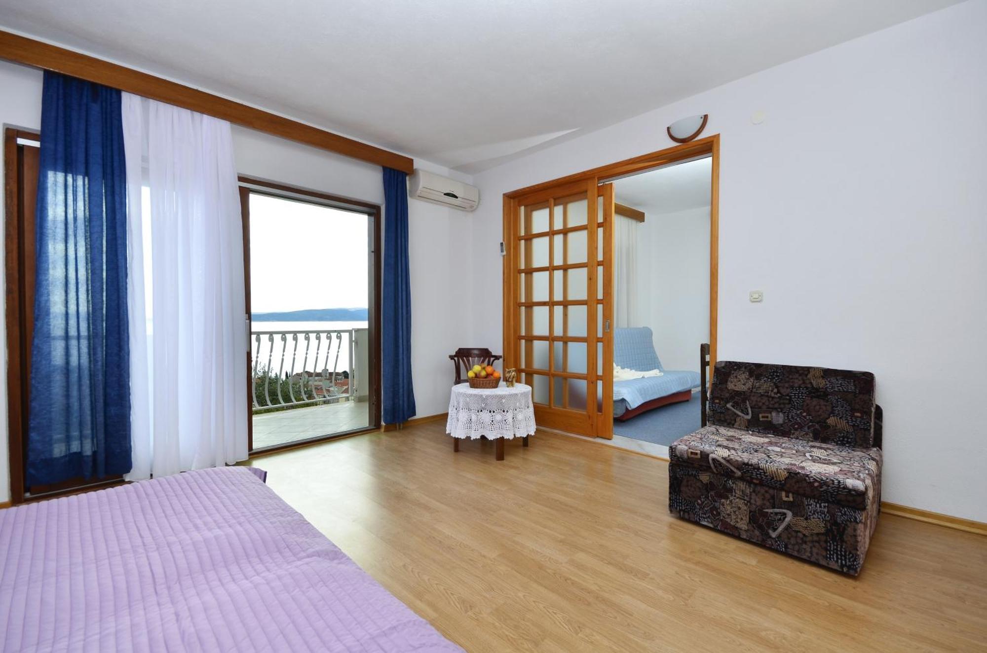 Family Friendly Apartments With A Swimming Pool Baska Voda, Makarska - 12442 Pokoj fotografie