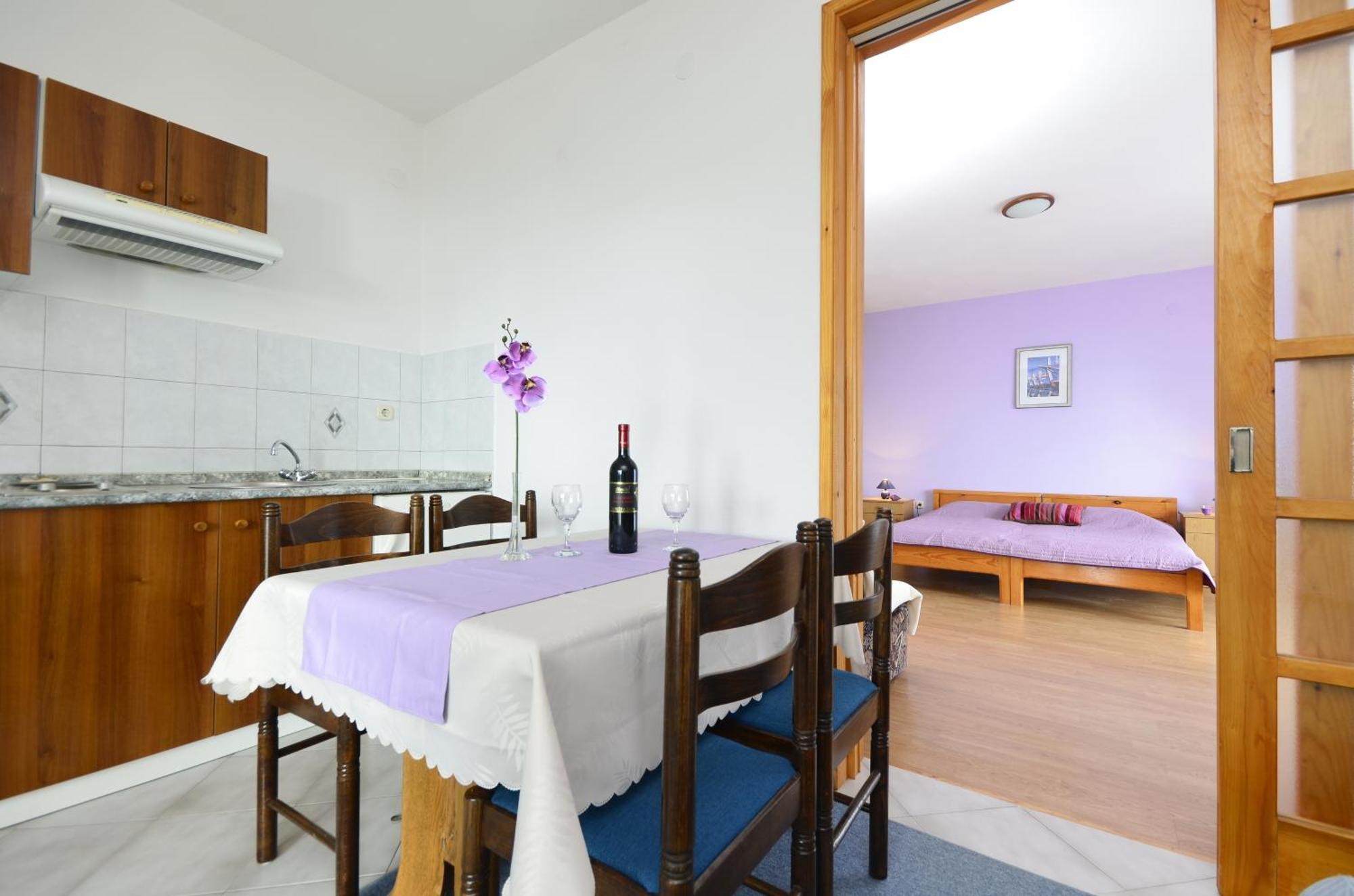 Family Friendly Apartments With A Swimming Pool Baska Voda, Makarska - 12442 Pokoj fotografie