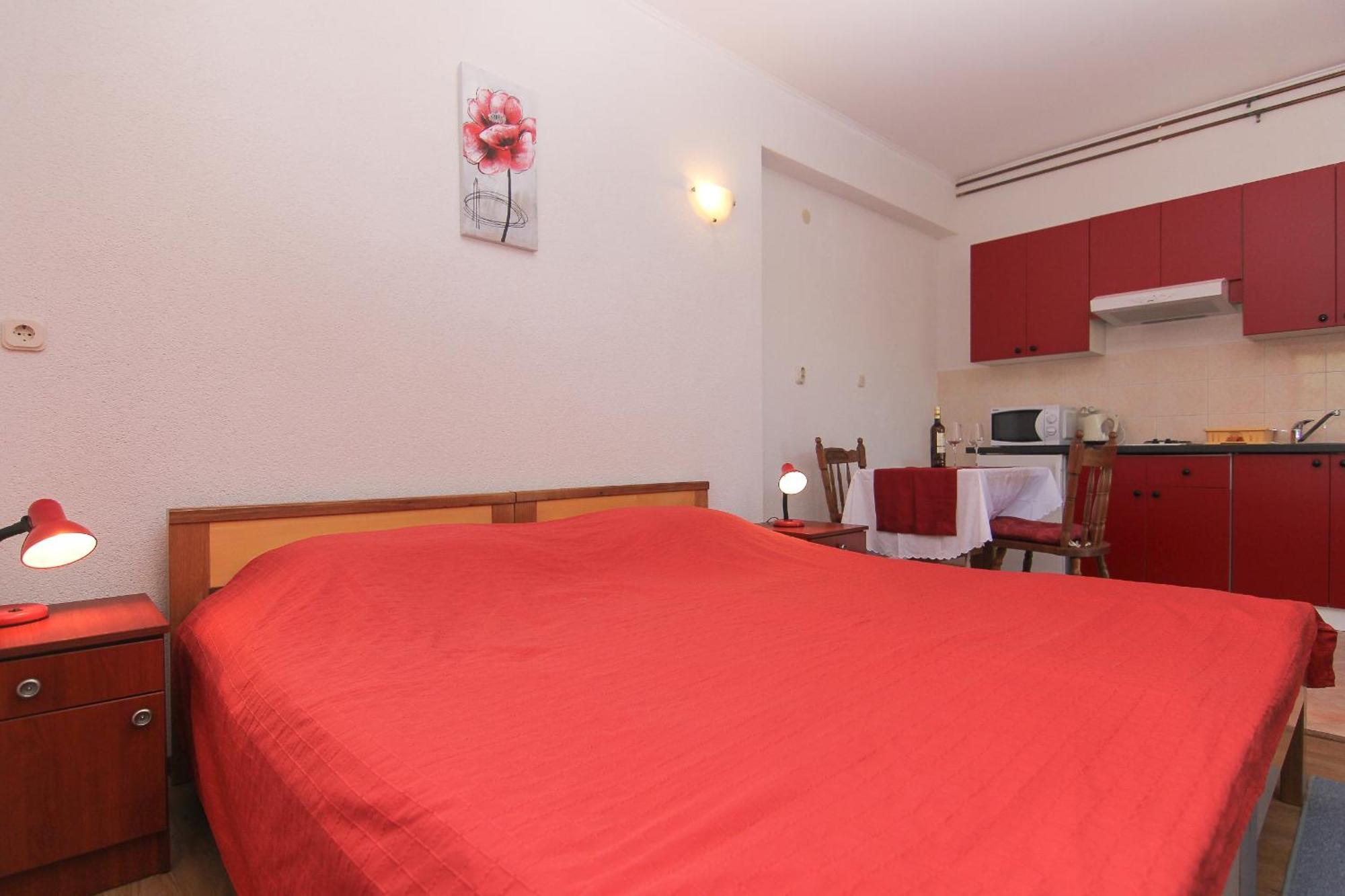 Family Friendly Apartments With A Swimming Pool Baska Voda, Makarska - 12442 Pokoj fotografie